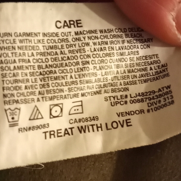 Ladies Jeans - Picture 6 of 9